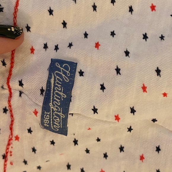 4/20🌟Huntington Beach Patriotic T-shirt Men's size small - Picture 2 of 4